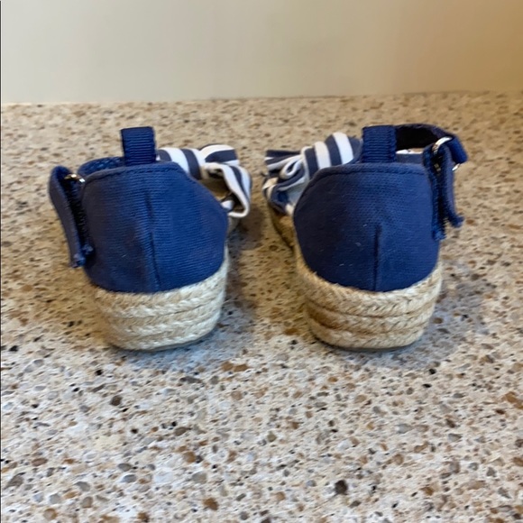 OshKosh B’Gosh Baby Wedge Nautical Sandals - Picture 3 of 5